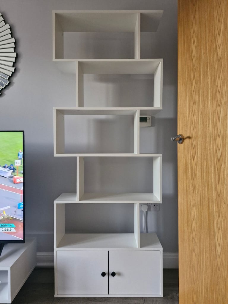 image for White shelving unit