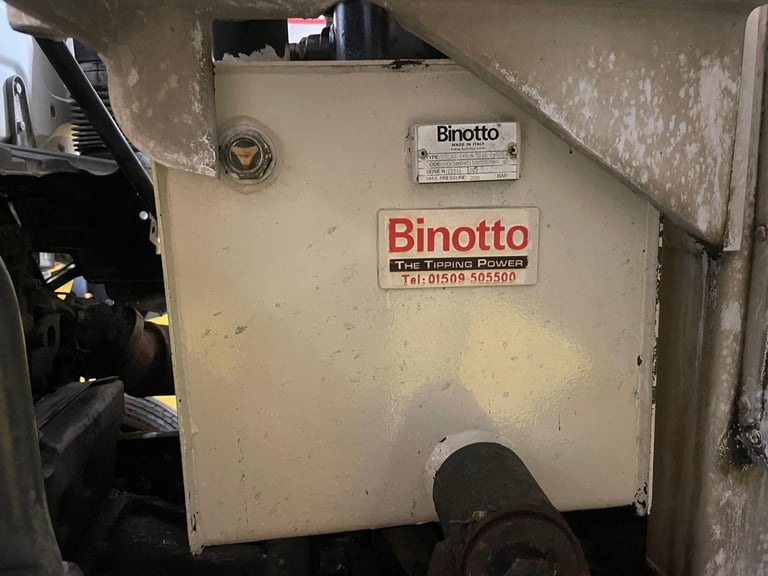 MERCEDES AROCS 3240 8X4 *EURO 6* ALUMINIUM INSULATED TIPPER - 2016 - YC66 WSY