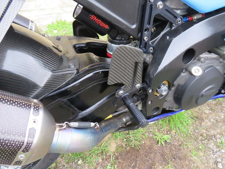  Suzuki GSX-R1000 K8 BSB Manual