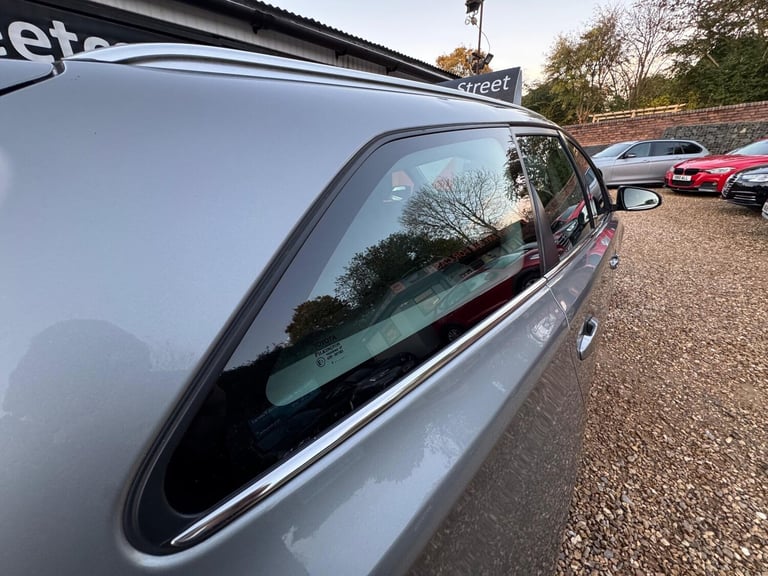 2015 Toyota Auris 1.8 VVT-h Icon Touring Sports CVT Euro 6 (s/s) 5dr ESTATE Petrol/Electric Hybri...