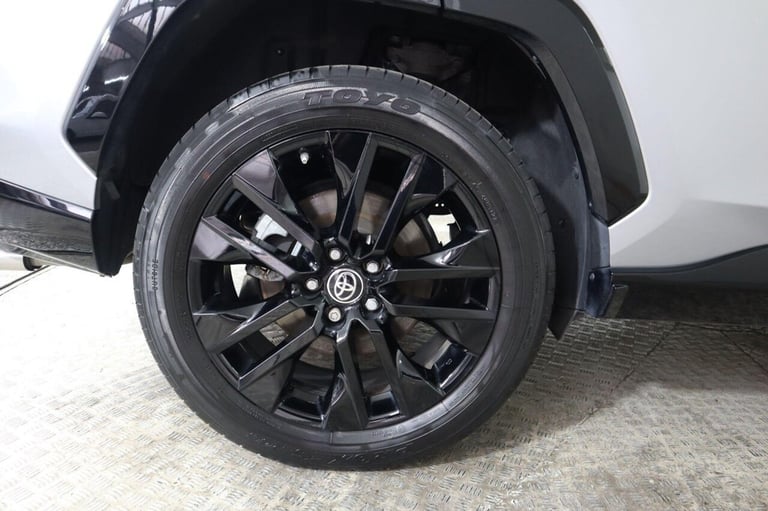 2020 Toyota RAV4 2.5 VVT-h Dynamic CVT Euro 6 (s/s) 5dr ESTATE PETROL/ELECTRIC Automatic