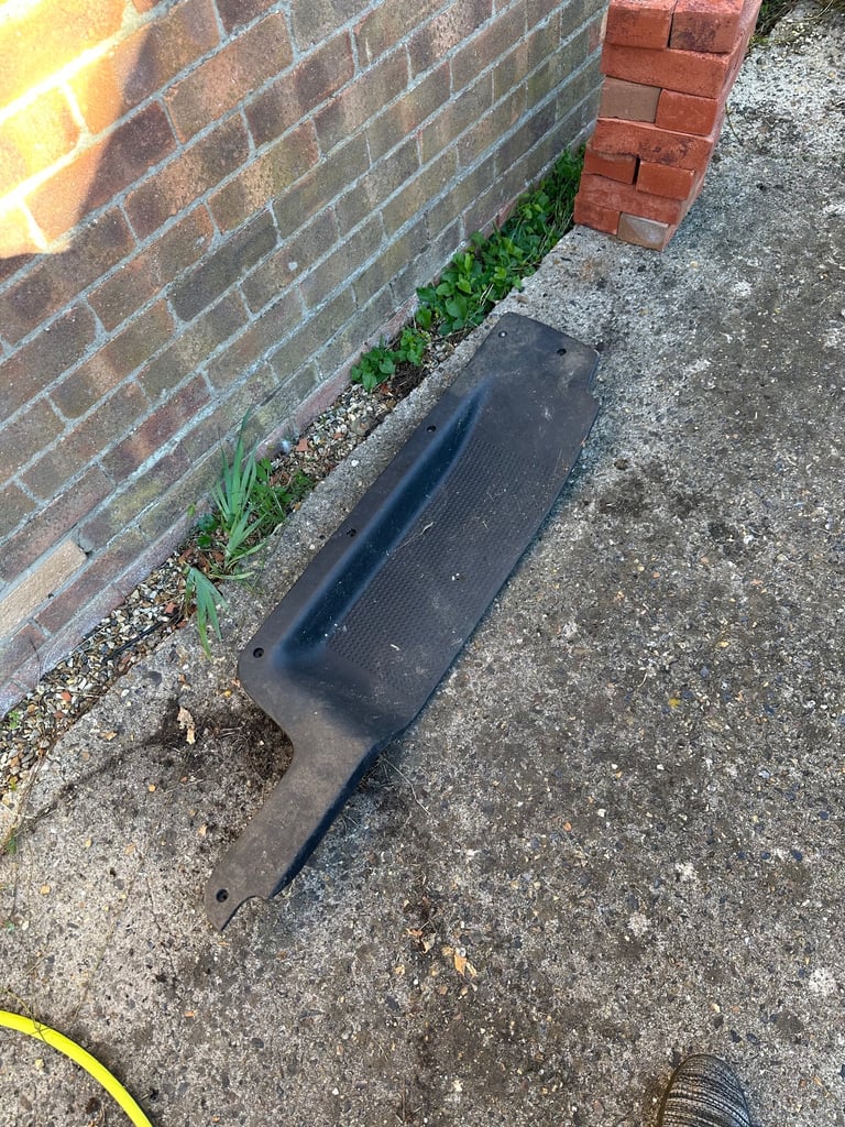 Vivaro / traffic drivers side sliding door step