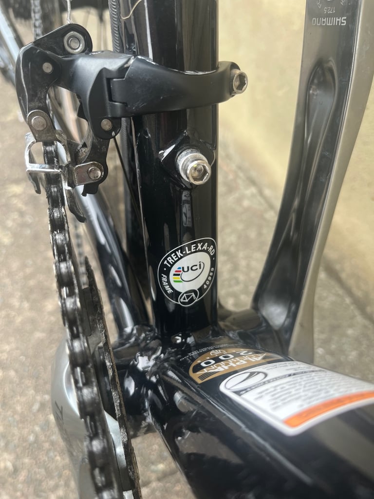 TREK Lexa SLX Women's Specific Design - Carbon fork - Ultra Lightweight Ladies Road racing bike