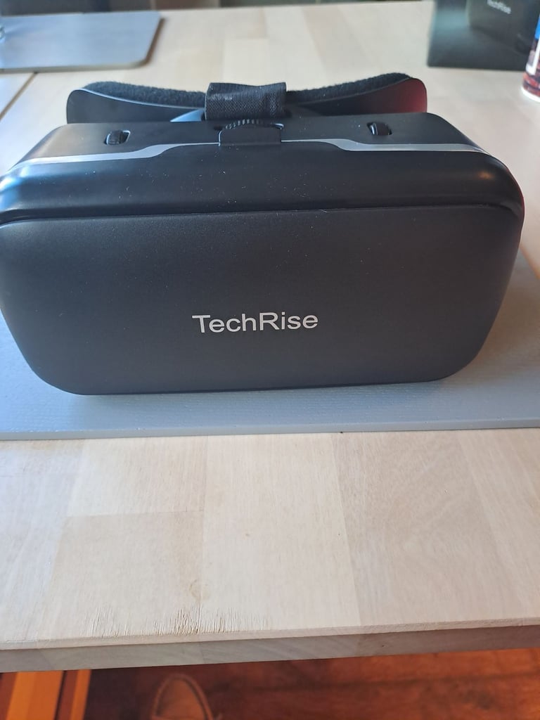 TechRise VR Headset 