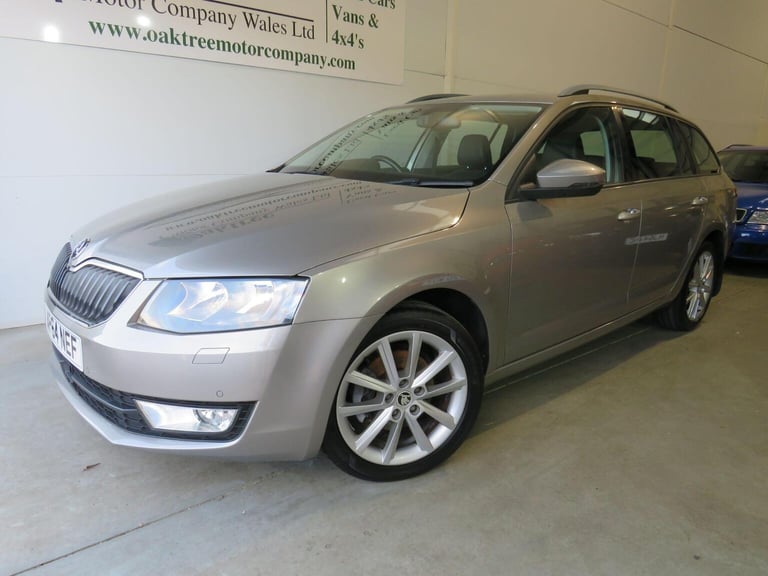 SKODA OCTAVIA 2.0 TDI Elegance Euro 5 (s/s) 5dr Beige Manual Diesel 2014