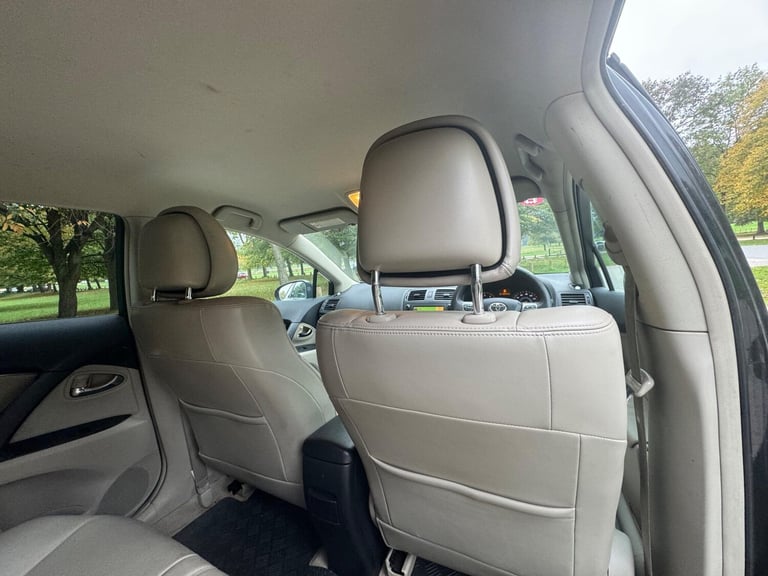 2010 Toyota Avensis 2.0 D-4D T4 Tourer Euro 5 5dr ESTATE Diesel Manual