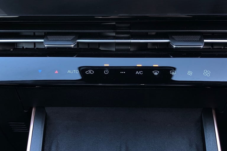 2025 Omoda OMODA 5 1.6 TGDI Noble 5dr 7DCT Hatchback PETROL Automatic