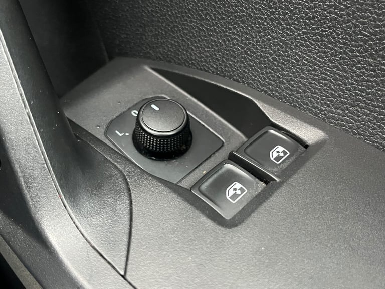 2017 SEAT Ibiza 1.0 TSI 95 SE 5dr HATCHBACK Petrol Manual