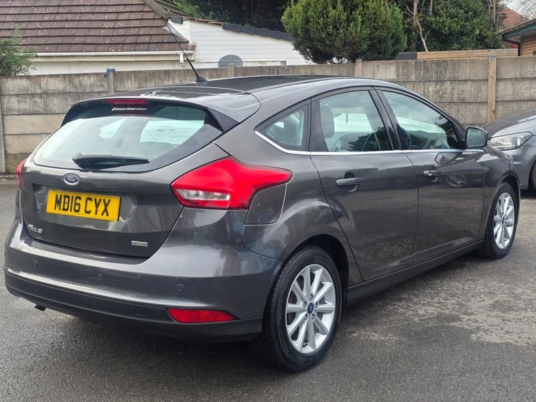2016 Ford Focus 1.0 EcoBoost 125 Titanium 5dr Auto HATCHBACK PETROL Automatic