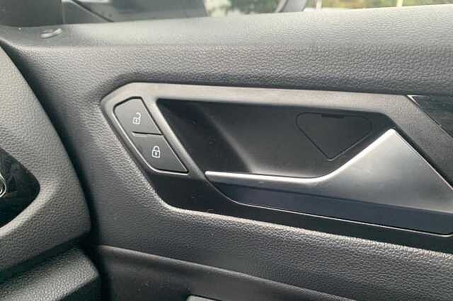 2022 Volkswagen T-Roc 1.5 TSI R-Line 5dr DSG HATCHBACK PETROL Automatic