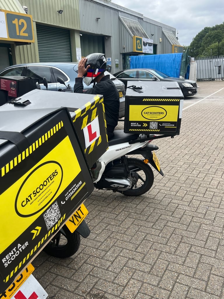 Honda, PCX, 2022, 125 (cc)