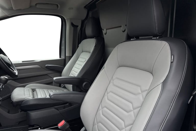 2025 Volkswagen Transporter 2.0 TDI 110 Commerce Pro Van-2 Seats Van DIESEL Manual