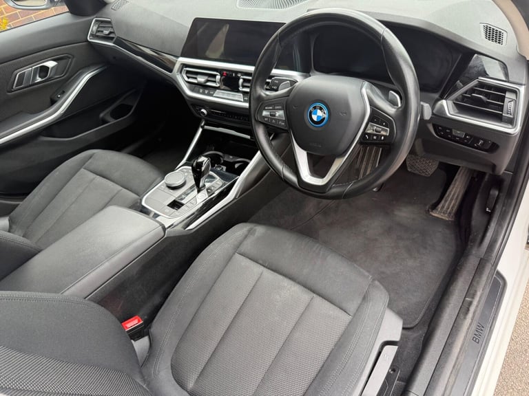 2021 BMW 3 Series 2.0 330e 12kWh SE Pro Auto Euro 6 (s/s) 4dr SALOON Petrol/Electric Hybrid Autom...