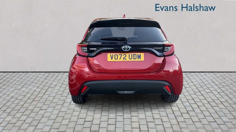 2022 Toyota Yaris 1.5 Hybrid Design 5dr CVT HATCHBACK PETROL/ELECTRIC Automatic