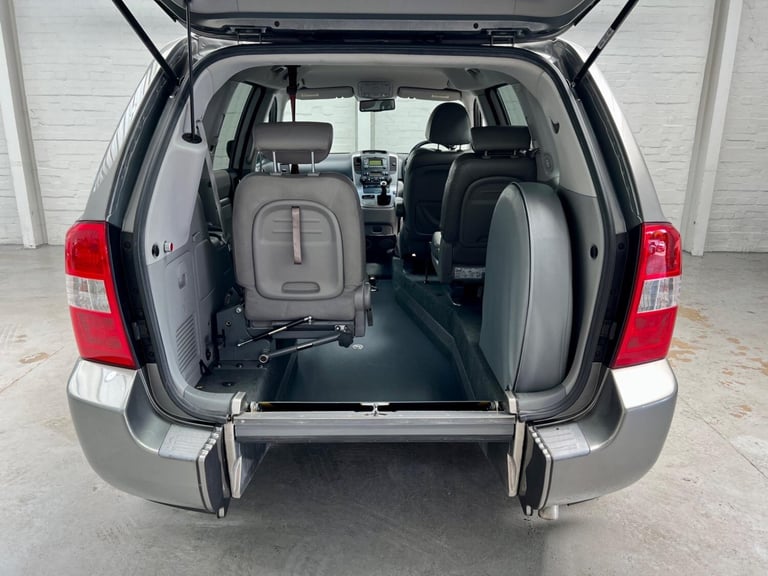 2010 Kia Sedona 2.2 CRDi 3 5dr MPV Diesel Manual