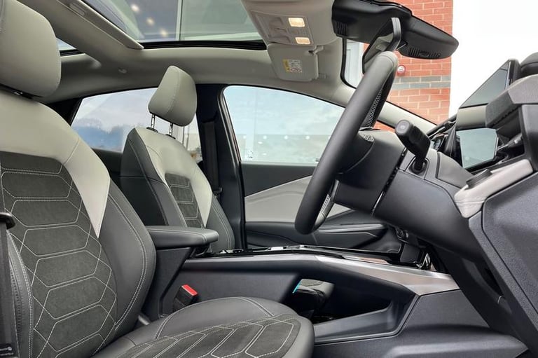2025 Ford Puma 123kW Premium 43kWh 5dr Auto HATCHBACK ELECTRIC Automatic