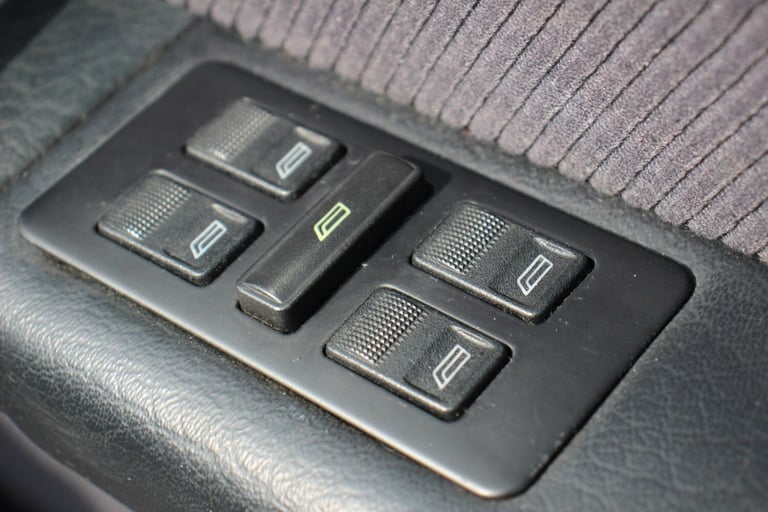 Very Clean, Long Mot 2 Keys 