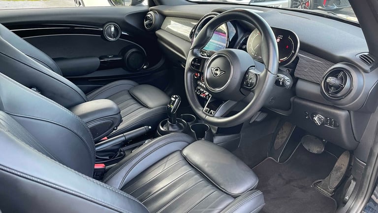 2023 MINI Hatch 1.5 Cooper Exclusive 3dr Auto HATCHBACK PETROL Automatic
