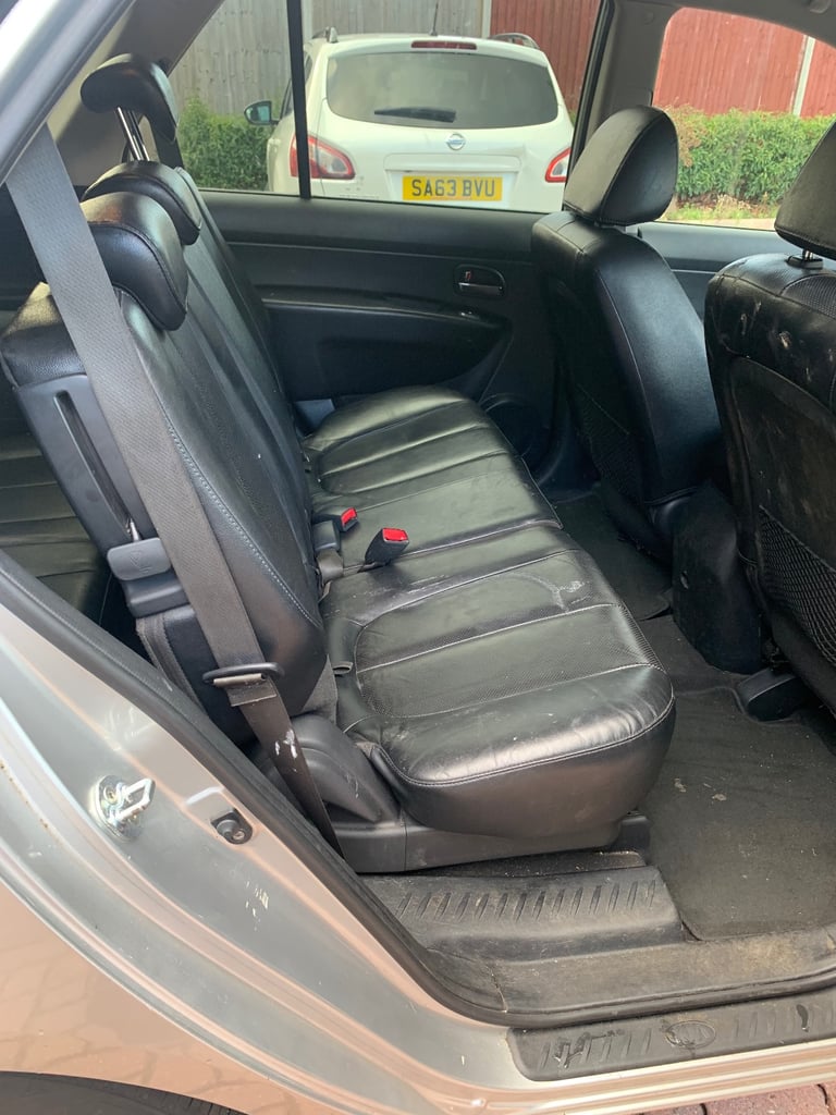 Kia, CARENS, MPV, 2012, Manual, 1582 (cc), 5 doors