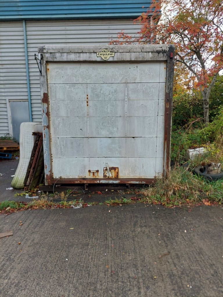 Container