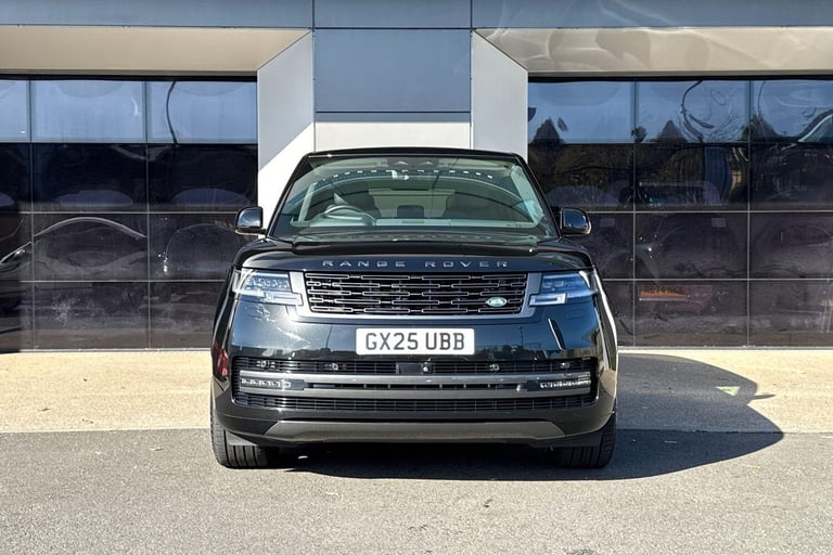 2025 Land Rover Range Rover 3.0 P400 HSE 4dr Auto ESTATE PETROL Automatic