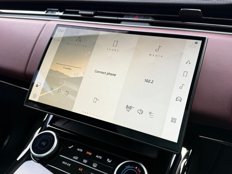 2023 Land Rover Range Rover Sport 3.0 D300 MHEV Dynamic SE SUV 5dr Diesel Auto 4WD Euro 6 (s/s) (...