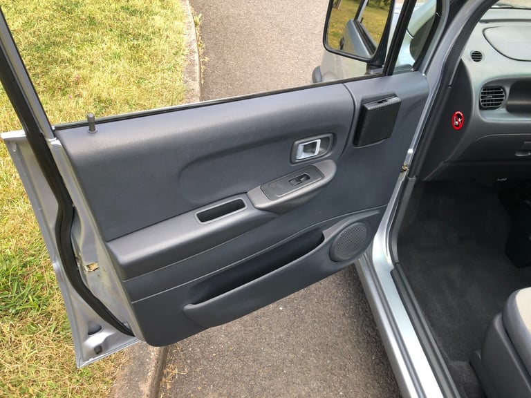 2010 Perodua Kenari 1.0 GX 5dr ESTATE Petrol Manual