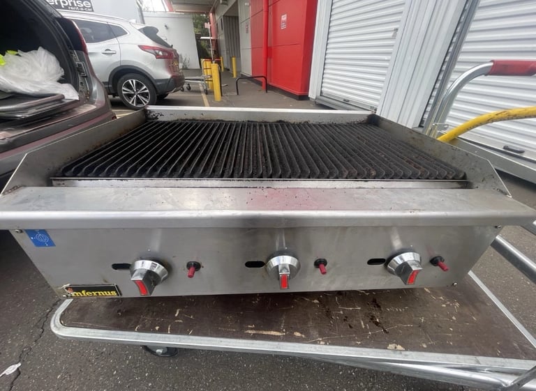 image for 3 Burner Natural Gas Peri Peri Kebab Takeaway Grill 90cm Wide