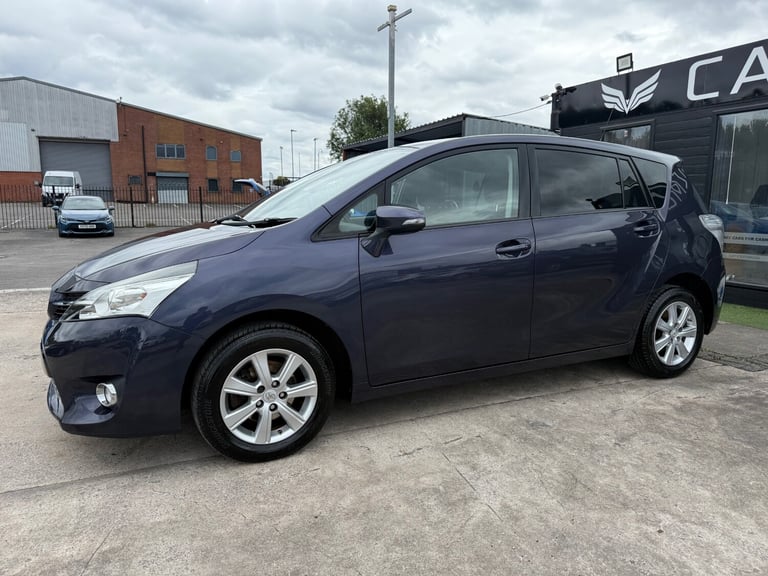 2015 Toyota Verso 1.6 V-matic Icon 5dr MPV Petrol Manual