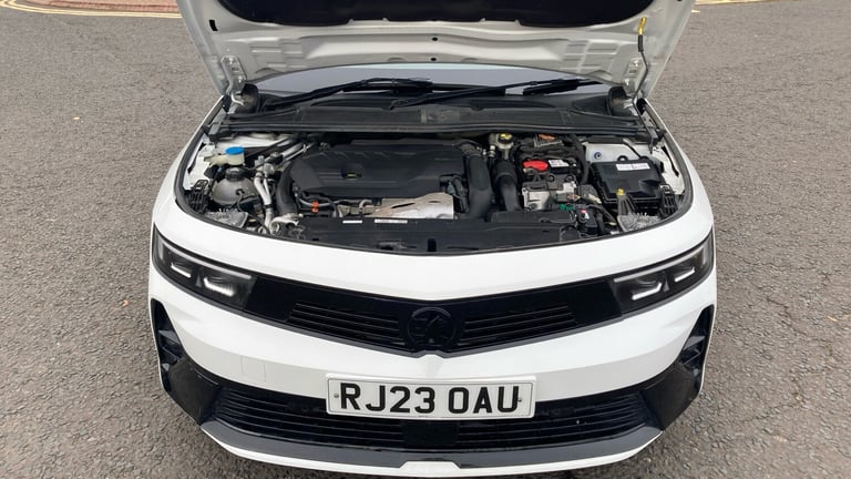 2023 Vauxhall Astra 1.6 Plug-in Hybrid GSe 5dr Auto Hatchback Hatchback Hybrid Automatic