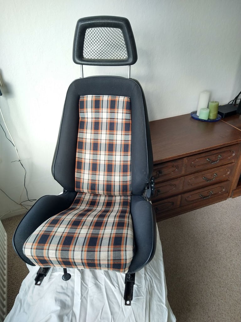 Ford Capri original Recaro seats + rear seat