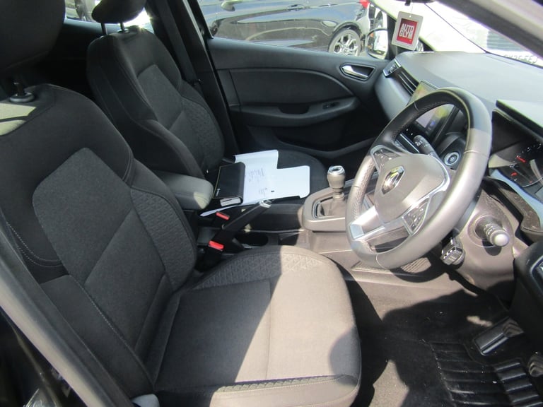 2021 Renault Clio 1.0 TCe 90 Iconic 5dr - Low Miles - Great Value! REDUCED!! Hatchback Petrol Manual