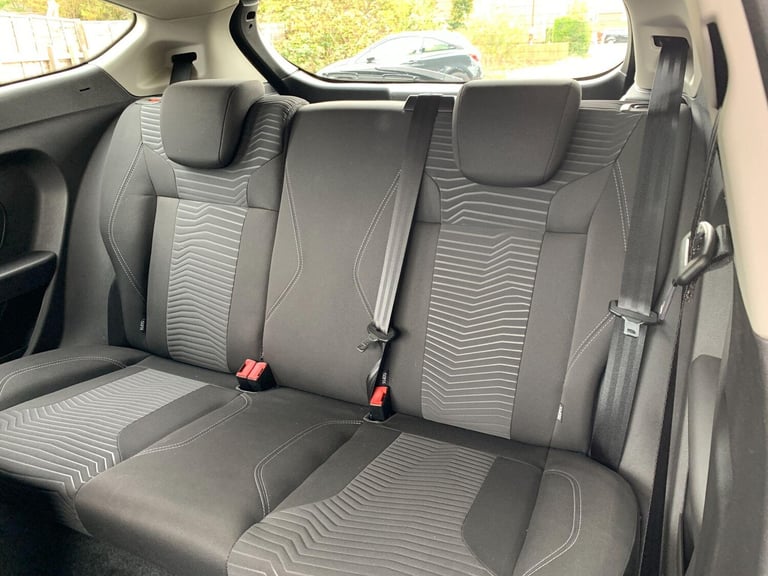 2015 Ford Fiesta 1.25 Zetec Euro 6 3dr HATCHBACK Petrol Manual