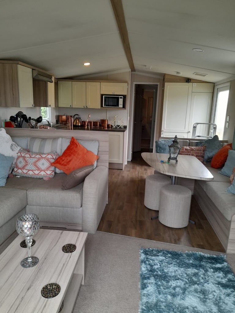 Static caravan lido leisure park