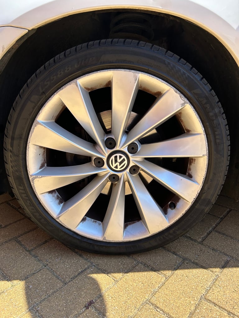 Volkswagen Scirocco GT (2012) 