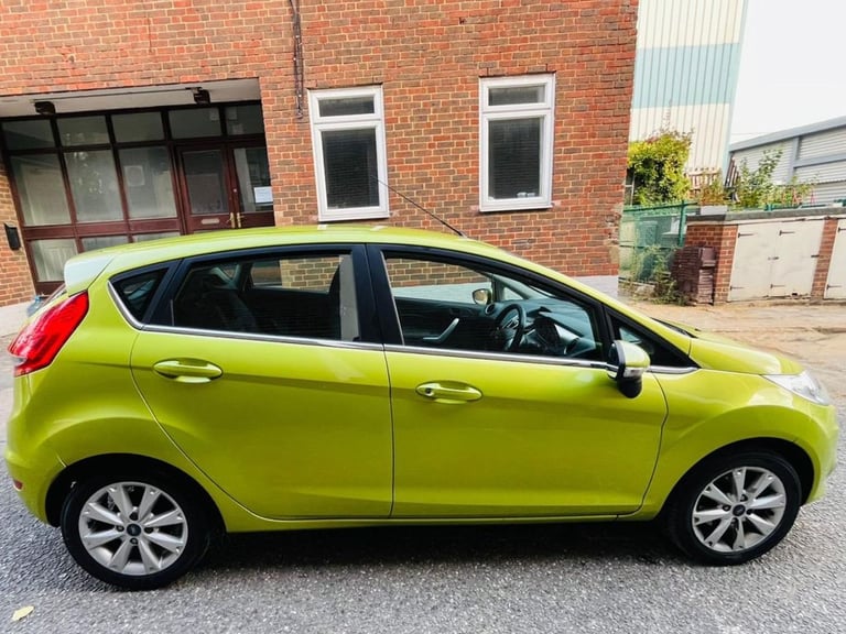 2010 Ford Fiesta 1.4 Zetec 5dr HATCHBACK PETROL Manual