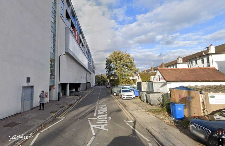 Parking Space to rent in Orpington (BR6) | Stashbee