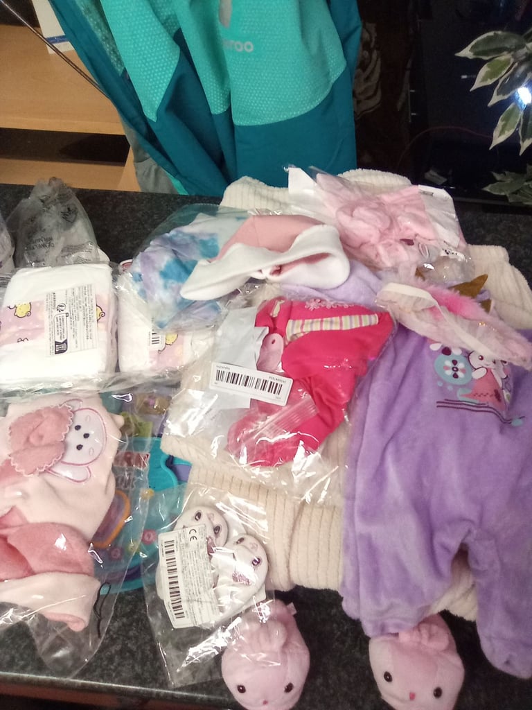 image for Annabelle clothing 