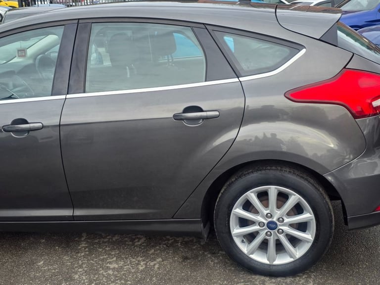 2016 Ford Focus 1.0 EcoBoost 125 Titanium 5dr Auto HATCHBACK PETROL Automatic