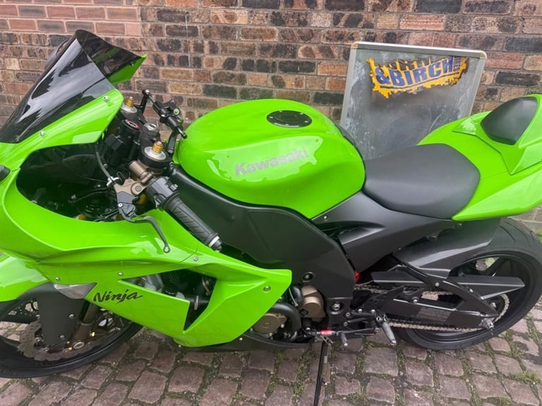 Kawasaki Ninja ZX-10R ZX10R ZX10-R, C1H, 2004, Clean, Akrapovic FSH, delivery,