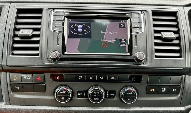 VW TRANSPORTER LWB T6, MINI BUS 