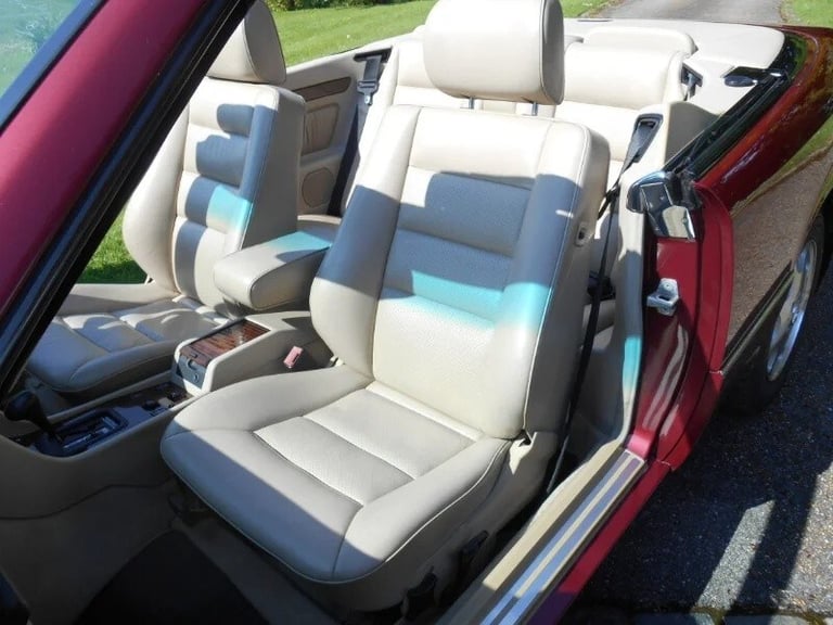 1994 Mercedes-Benz E Class E220 2-Door Petrol