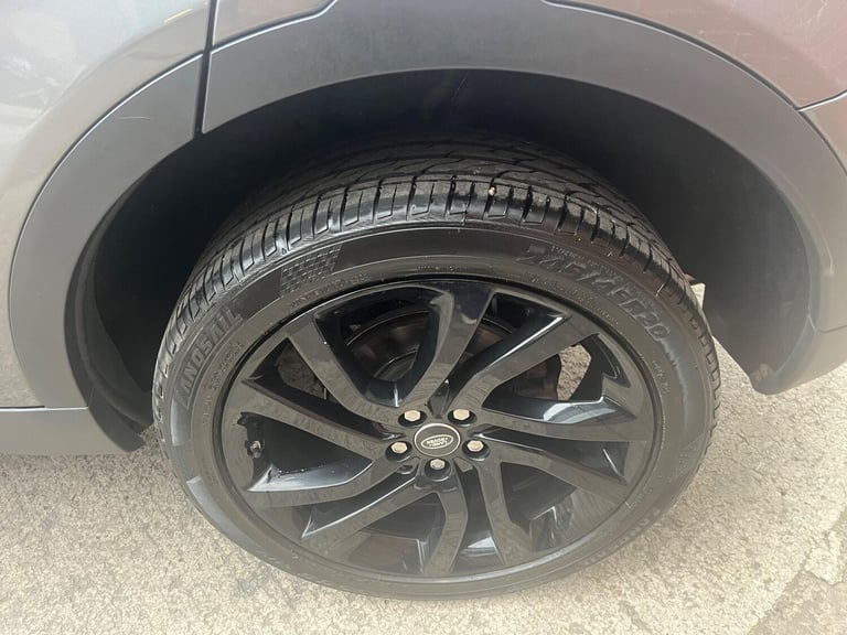 2018 Land Rover Discovery Sport 2.0 TD4 HSE Black Auto 4WD Euro 6 (s/s) 5dr ESTATE Diesel Automatic
