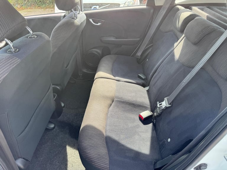 2013 Honda Jazz 1.4 i-VTEC ES 5dr CVT HATCHBACK PETROL Automatic