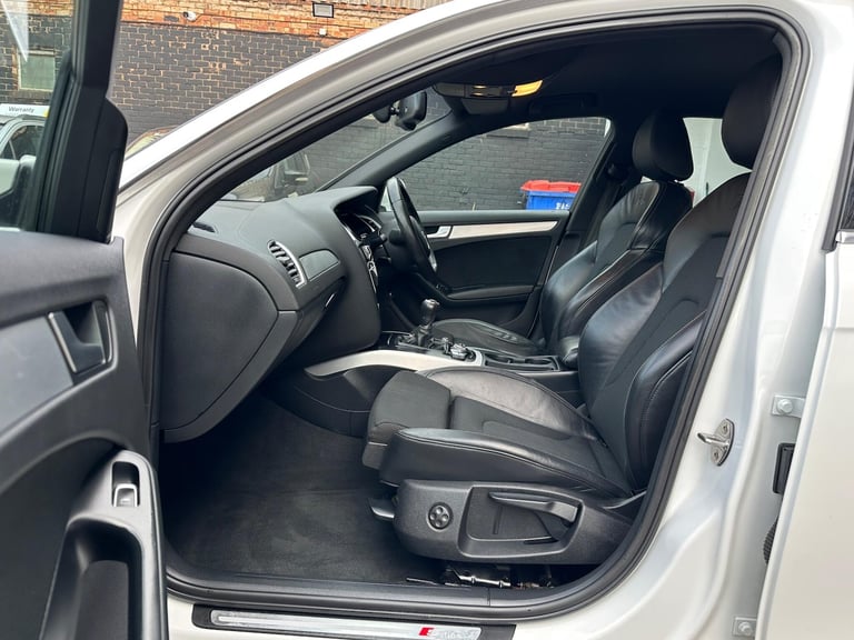 2015 Audi A4 1.8 TFSI S line Euro 6 (s/s) 4dr (Nav) SALOON Petrol Manual