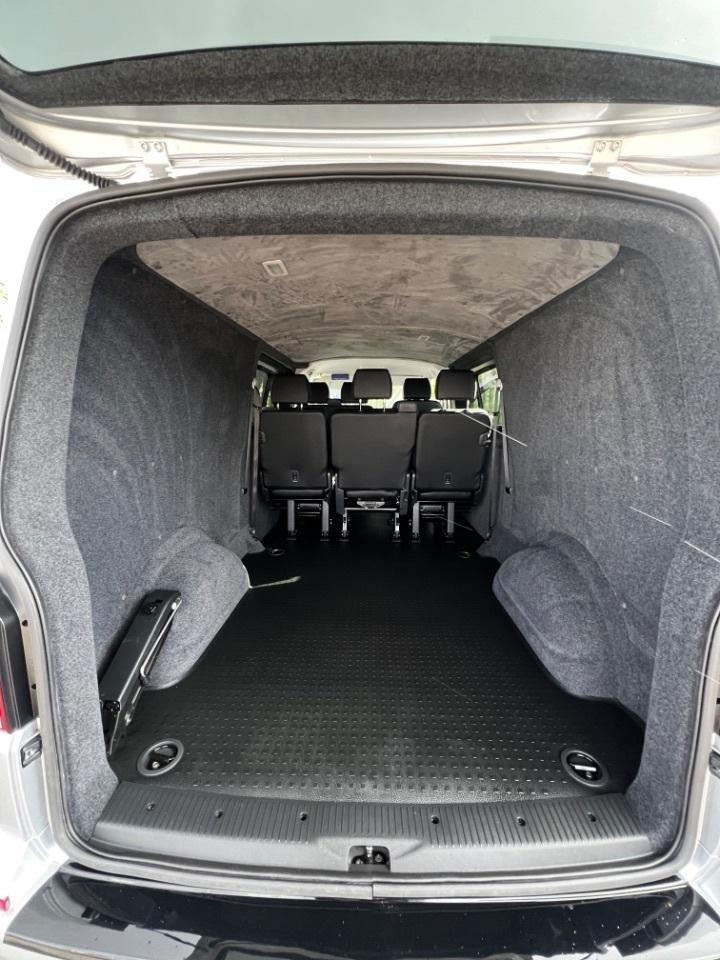 2023 Volkswagen Transporter 2.0 TDI 150 Highline Van DSG combi  kombi 5 door ...