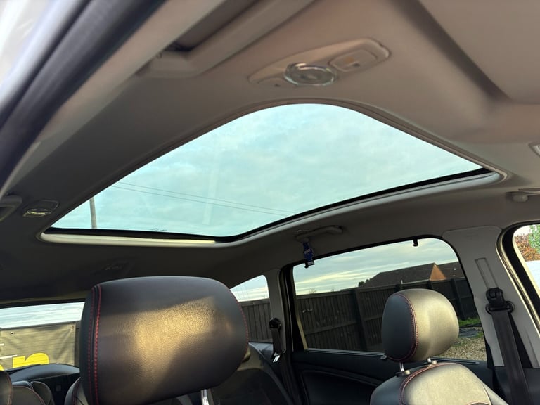 2013 Ford S-Max 2.2 TDCi 200 Titanium X Sport 5dr Auto MPV Diesel Automatic