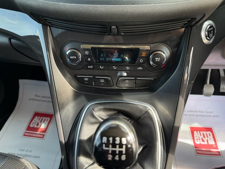 2016 Ford Kuga 2.0 TDCi Titanium SUV 5dr Diesel Manual 2WD Euro 6 (s/s) (150 ps) HATCHBACK Diesel...