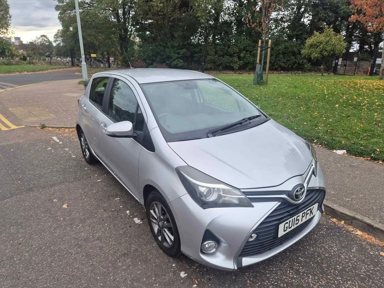 LOVELY ULEZ FREE TOYOTA YARIS 2015 15 1.3 ICON VVTI, 5 DOOR HATCHBACK MANUAL, 1 YEARS MOT, £3795