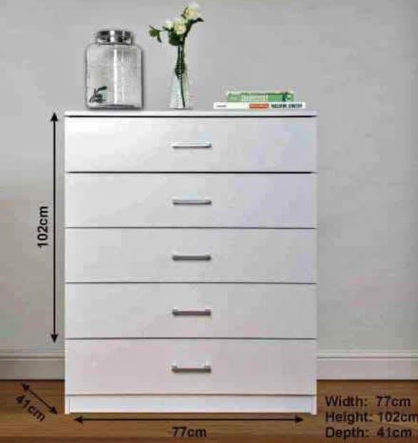 Modern Bedroom Furniture. Bedroom Suit Includes Bedside Tables, Chest of Drawers and Wardrobes